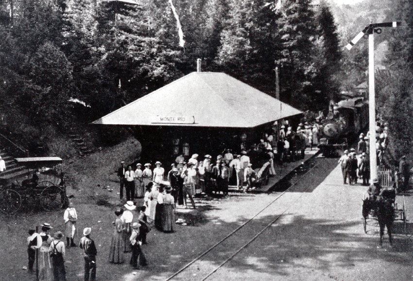 Postcard (Many people )
